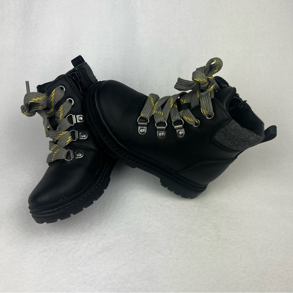 Cat and Jack Little Boys Boots - Picture 3 of 5